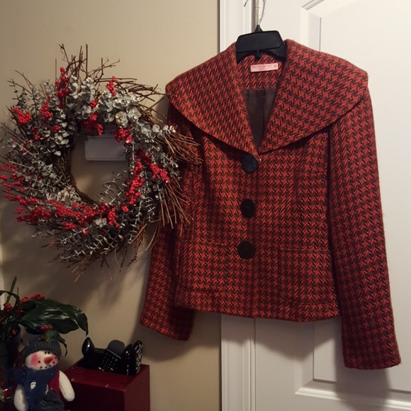 jacket - Picture 2 of 2